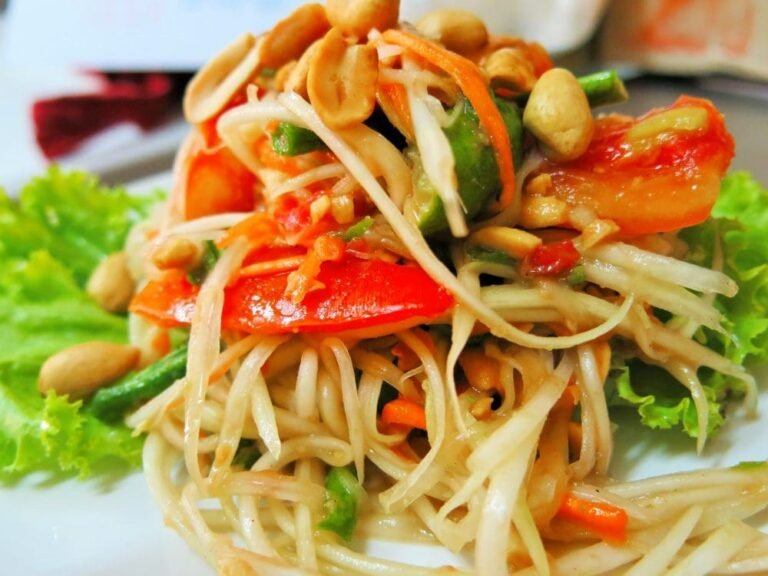 Vegan Thai Green Papaya Salad
