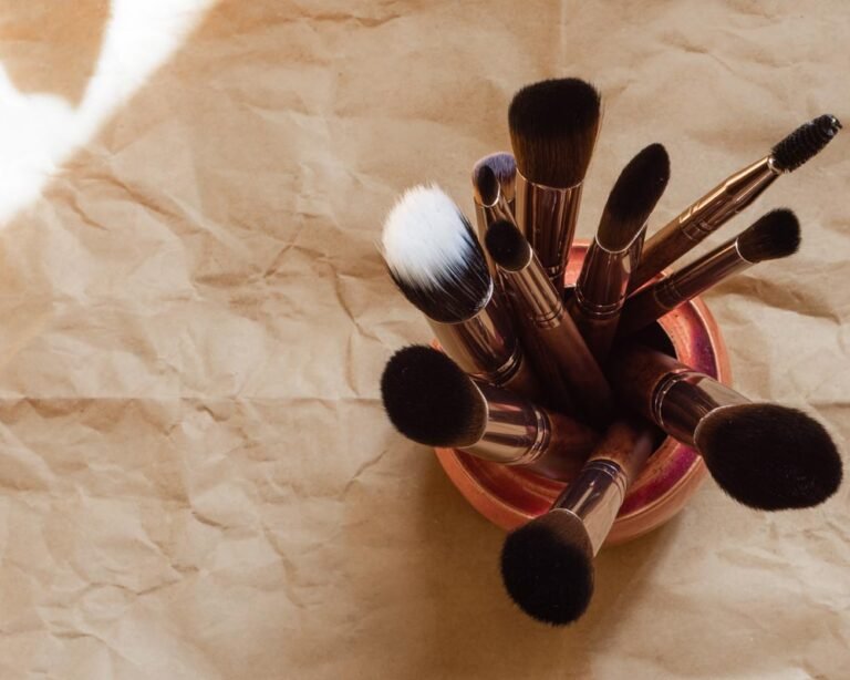 Hurtig Lane Vegan Makeup Brushes