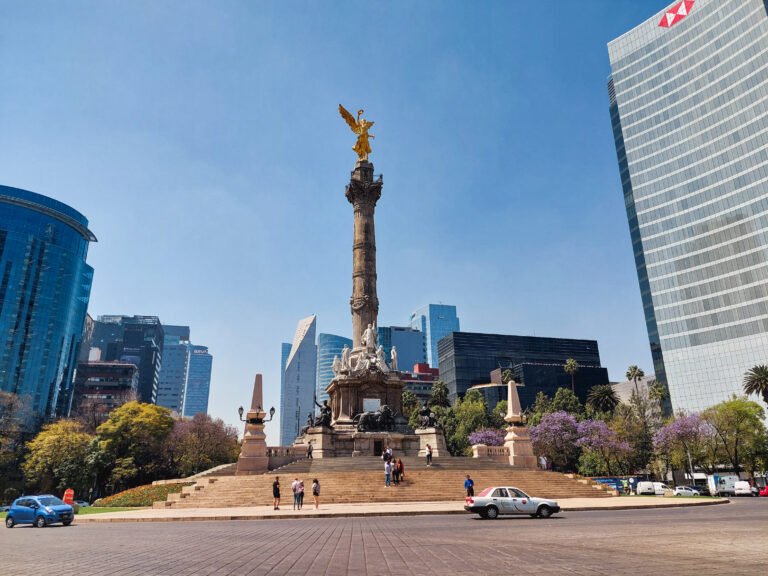Monumento a la Independencia Mexico City