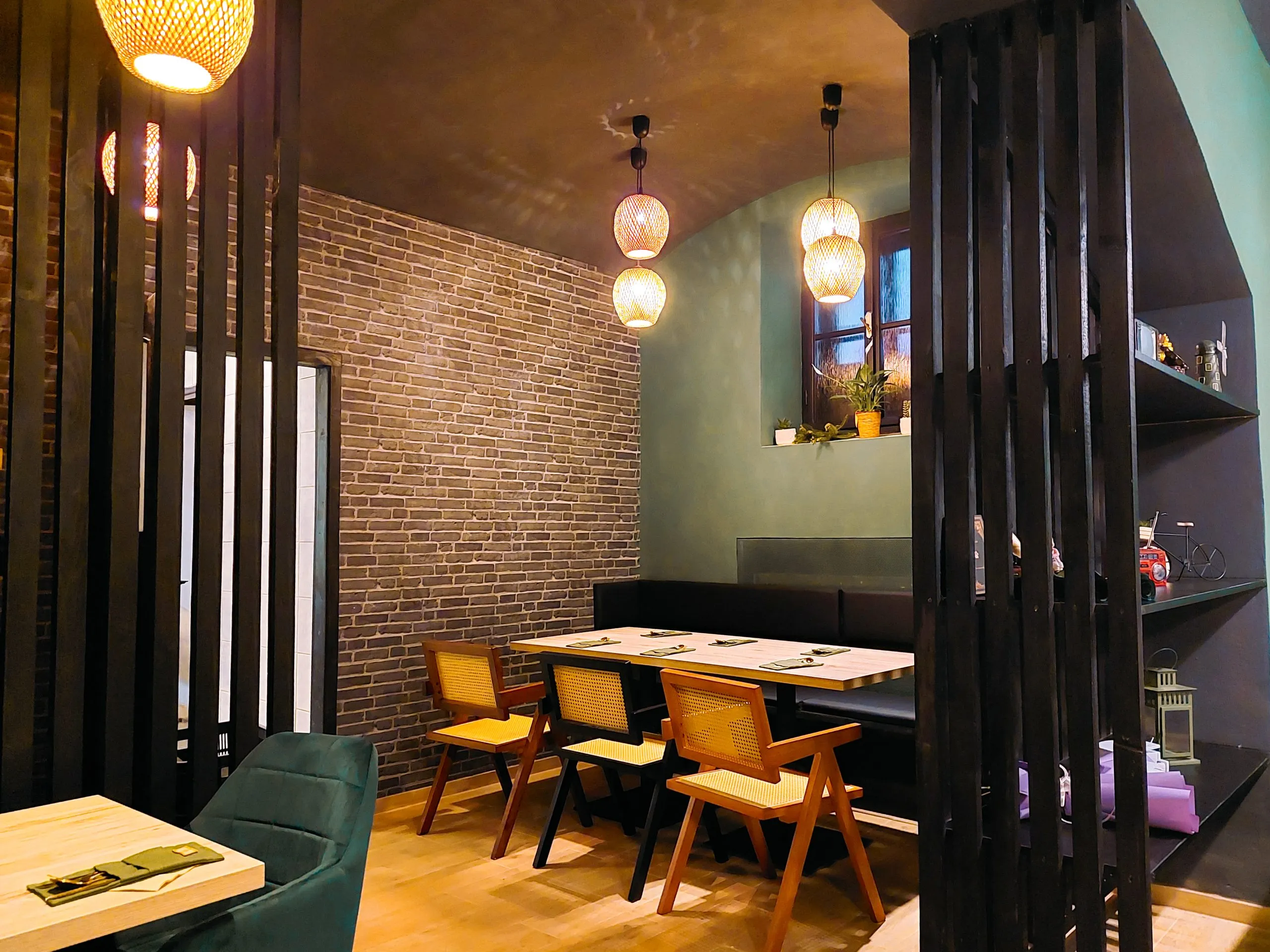 Interior of Linh's Vegan in Prague