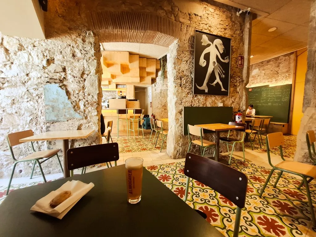 Interior of Santa Vegana vegan restaurant in Barcelona