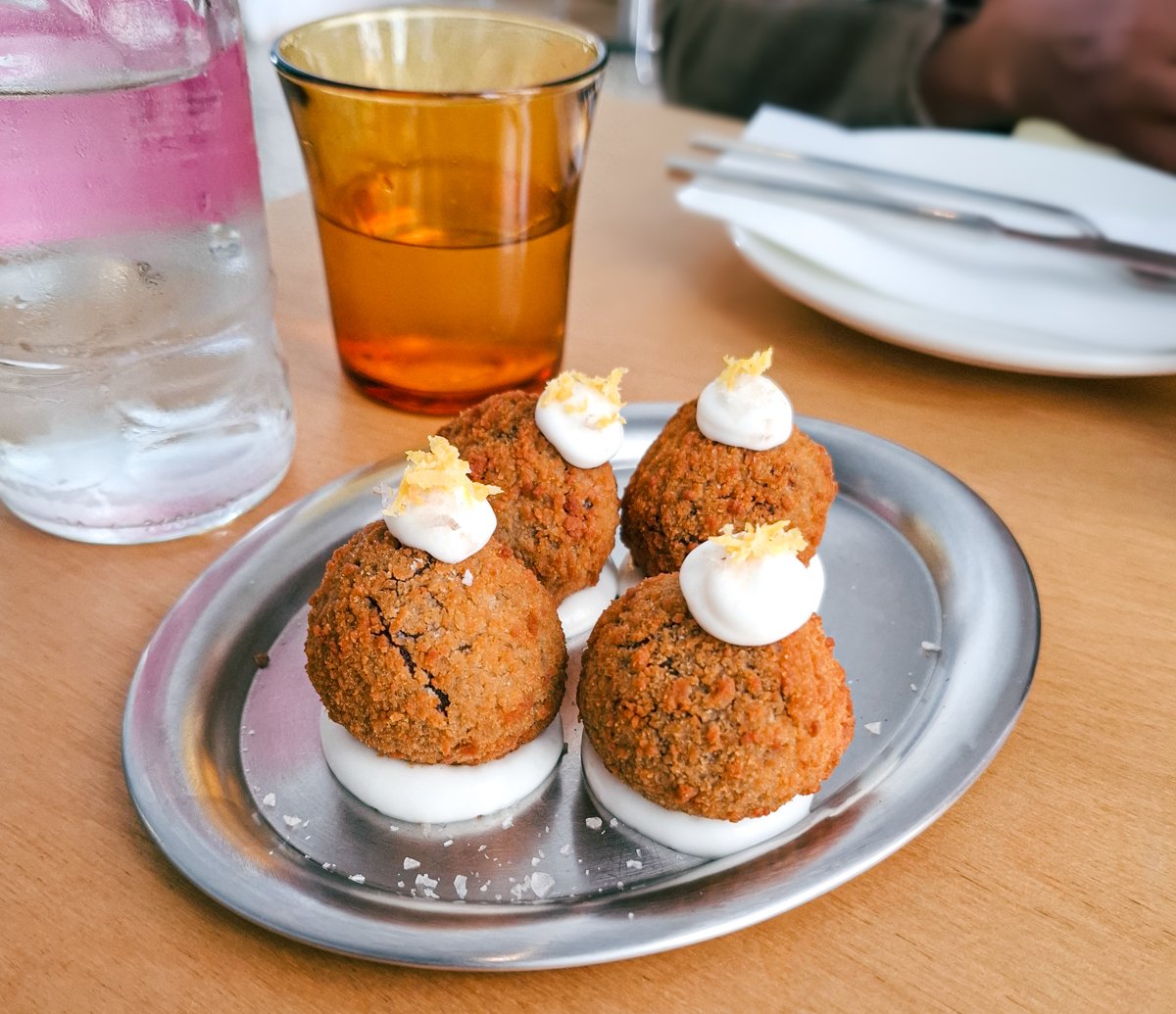Grasa Vegan Restaurant in Barcelona - Vegan Arancini with eggplant, chili, and lemon aioli